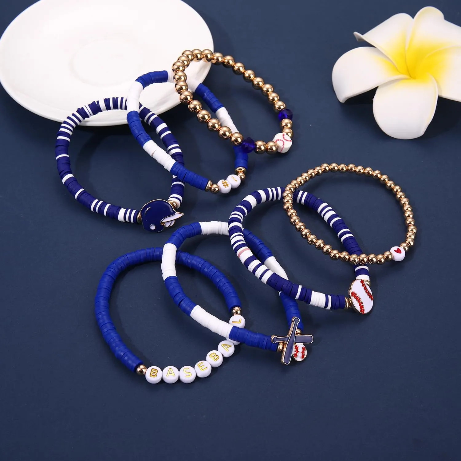 Baseball Bracelet for Women Game Day Bracelet Stack Red White Preppy Heishi Bracelets Sport Team Softball Baseball Mom Accessories Outfit Party Favors Gifts