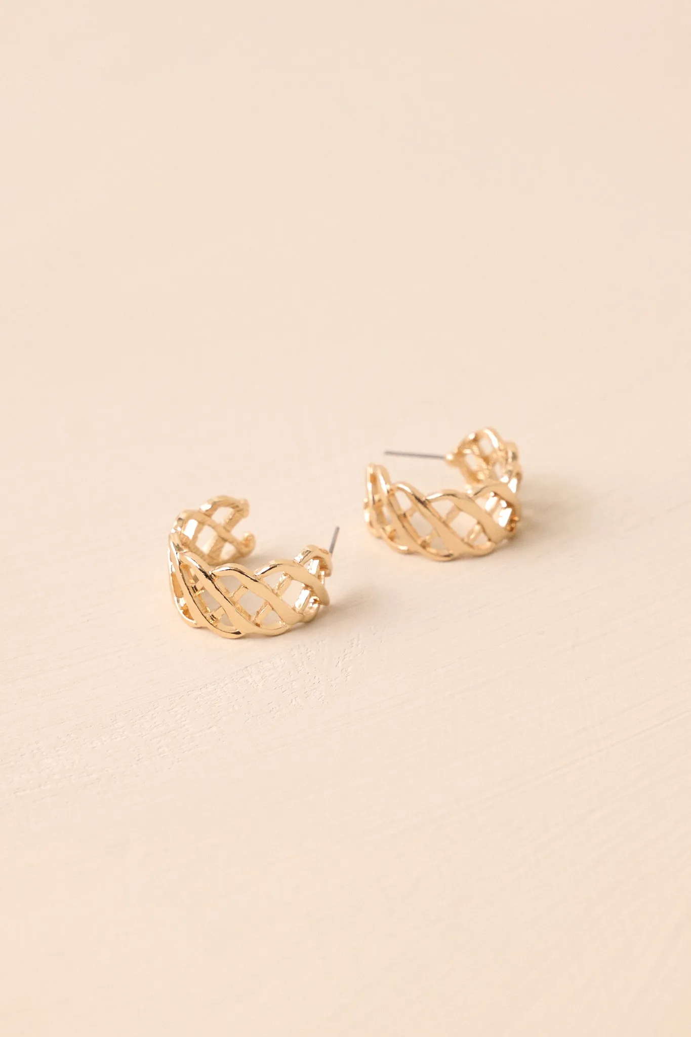 Crimson Sunset Gold Braided Incomplete Hoop Earrings - Elegant Red & Gold Statement Jewelry