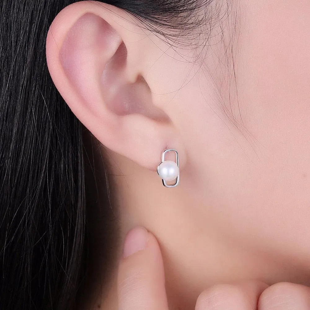 Fashionable 925 Sterling Silver Geometric Design Simulated Pearl Stud Earrings for Women
