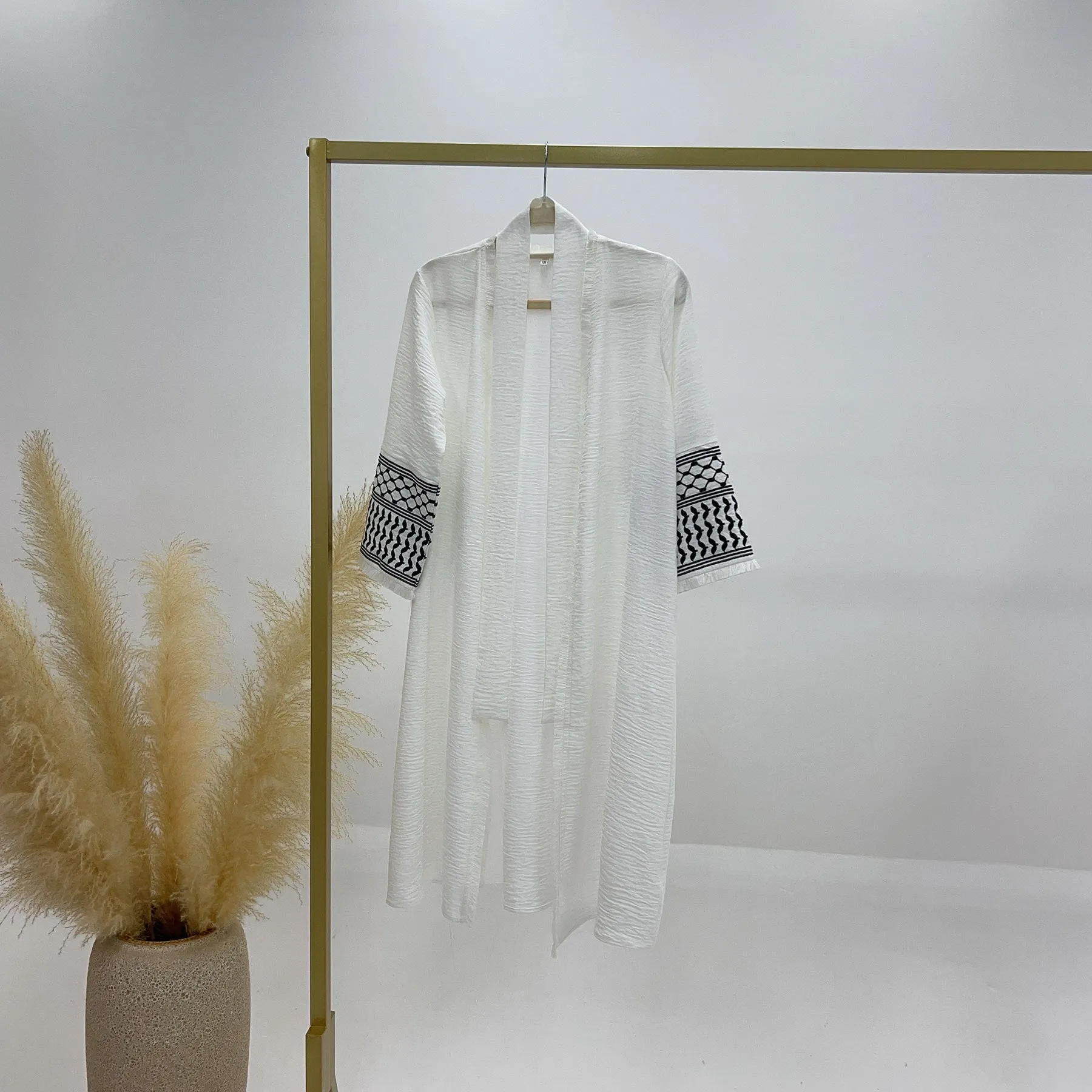 LR782 Beautifully embroidered tassel children's robe abaya BABY ABAYA abaya