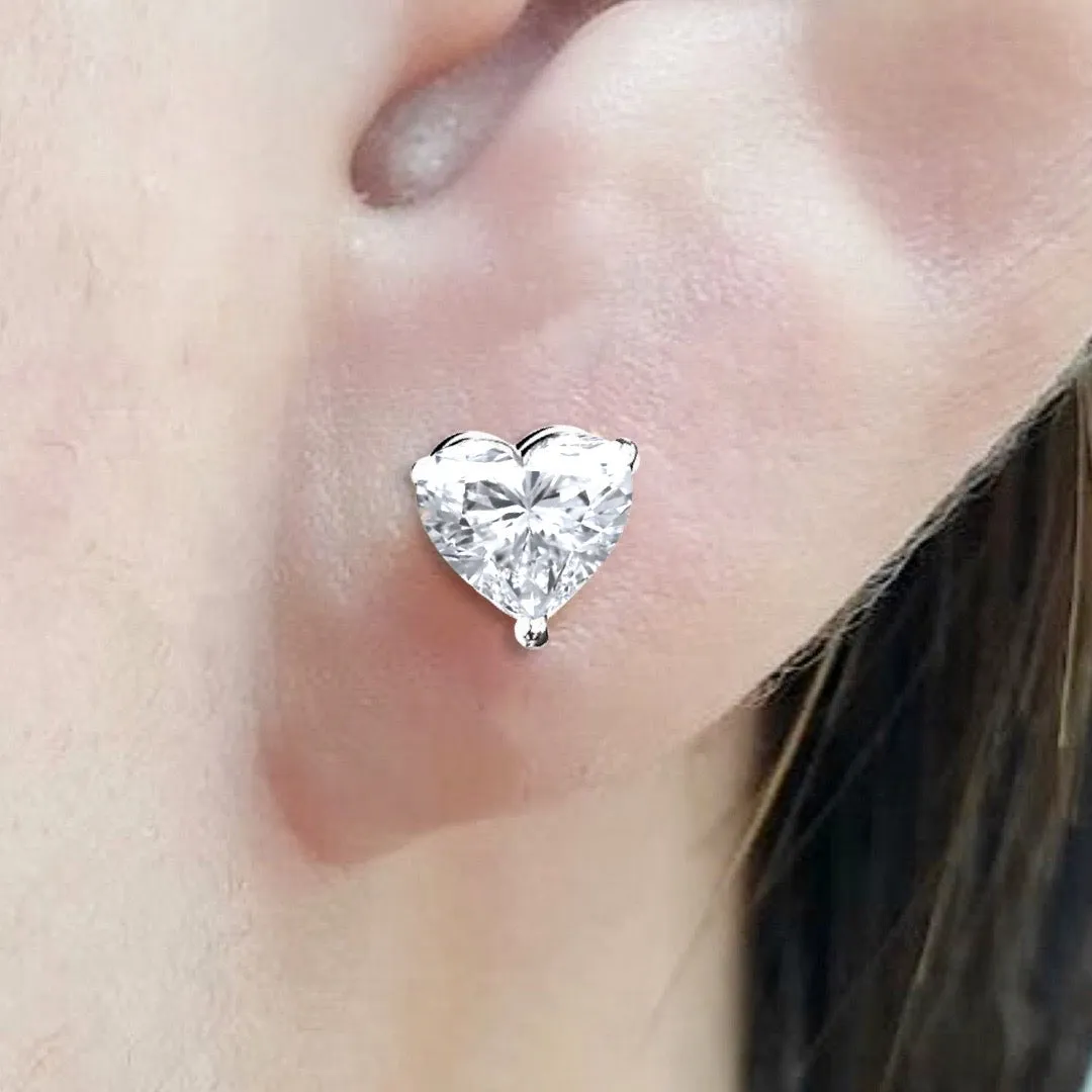 #LVNA2024 | 0.90cts I VVS Heart Brilliant Solitaire Stud Diamond Earrings 18kt