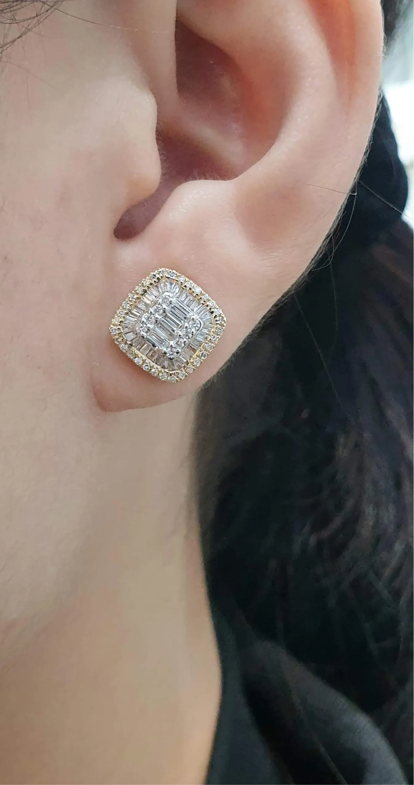 #LVNA2024 |  Golden Cushion Baguette Stud Diamond Earrings 14kt