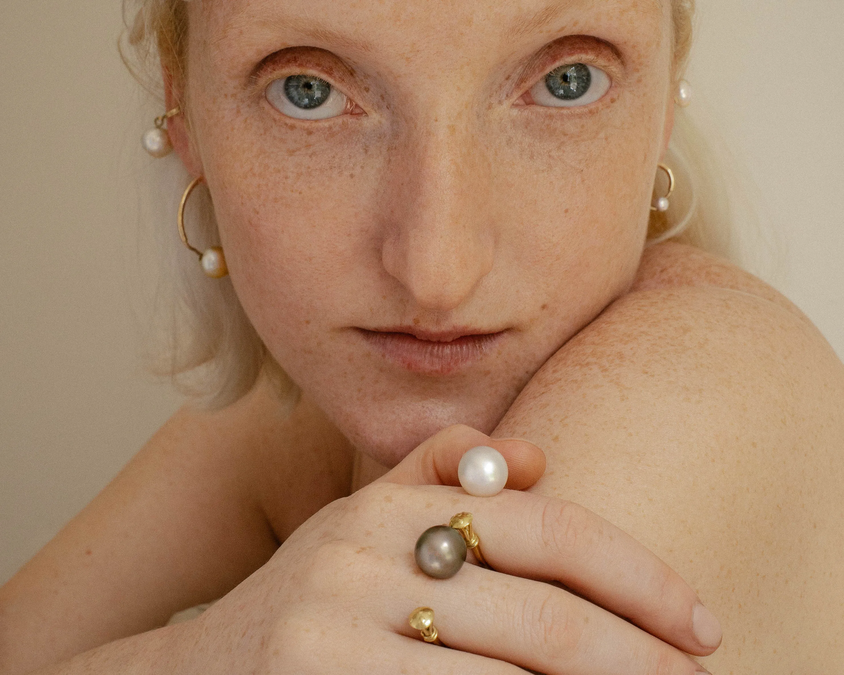 Paper moon Ring -Tahitian pearl